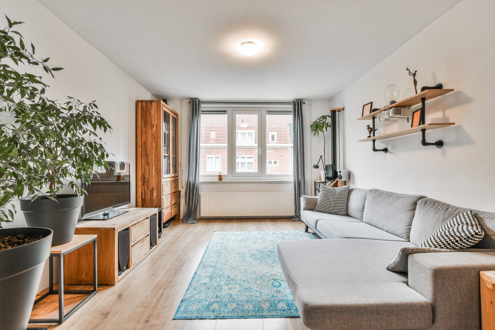 Deep Cleaning: The Complete Guide to a Healthier Home
